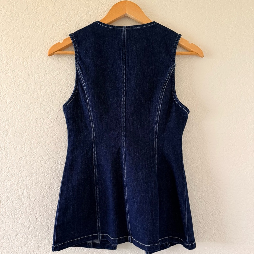 Urban Outfitters Stretch Denim Vest Size S NWT Sleeveless Button Front Jean Top - Picture 3 of 6